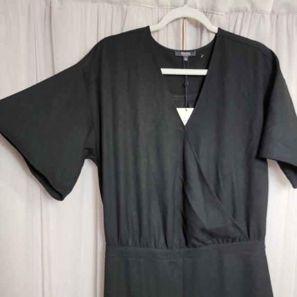 NWT NYDJ Cross Front Flutter Sleeve Jumpsuit Black Medium - Picture 9 of 9